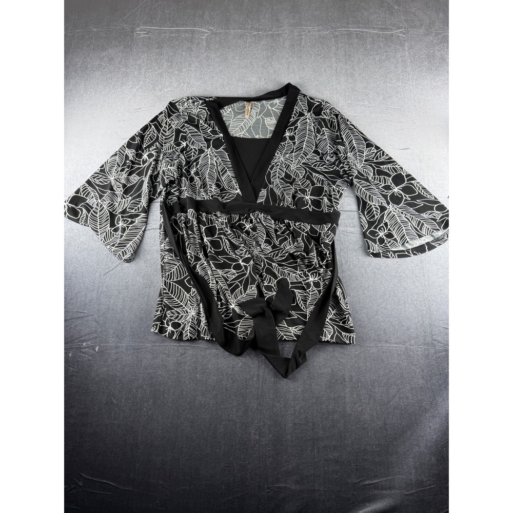 Susan Lawrence Woman Black White Floral Tropical Faux Wrap Tie Waist Blouse 1X